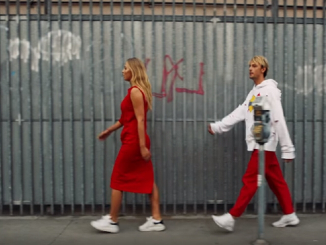 Для тебя нет