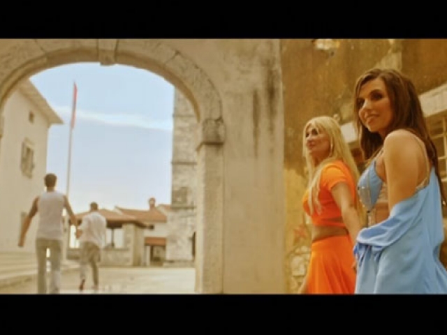 Опять в тебя