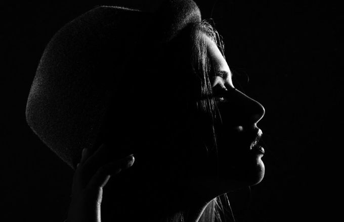 Іва Холодова