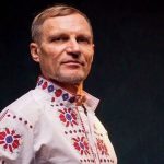 Осучаснений «Щедрик»: Олег Скрипка представив переспів головної колядки країни