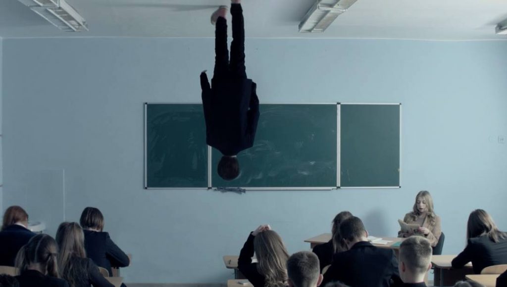 Все що тебе не вбиває