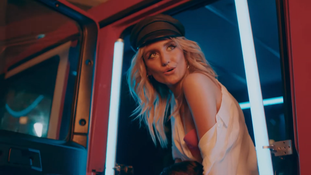 ПОЖЕЖА / official music video /