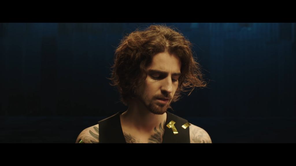 Более или менее