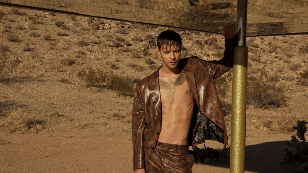 Якою бачить ідеальну дівчину Макс Барських: прем’єра відео “По секрету”